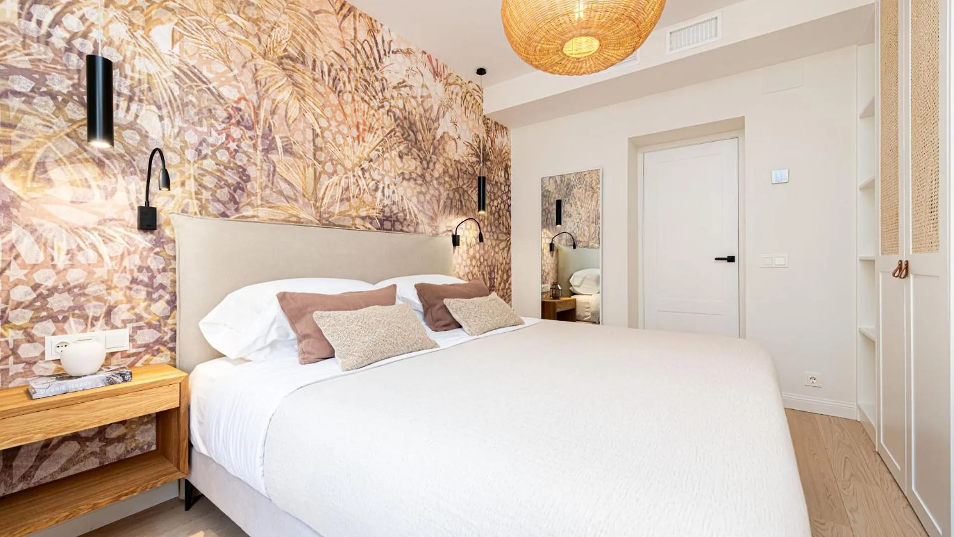 Gutenberg Beach Apartment By Solaga Holiday Homes Málaga Spanyolország